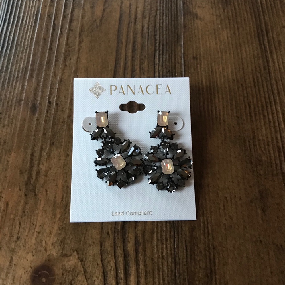 Panacea | Gem Rhinestone Earrings - Picture 3 of 4